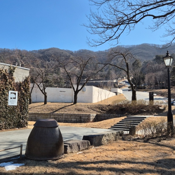 슬픔보다 따뜻한 기억이 머무는 곳